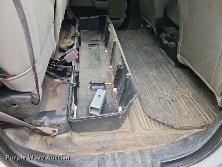 image for item EO7446 2019 Ford F250 Super Duty XL Crew Cab pickup truck