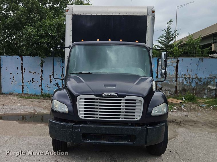 image for item EO7490 2013 Freightliner Business Class M2 box truck