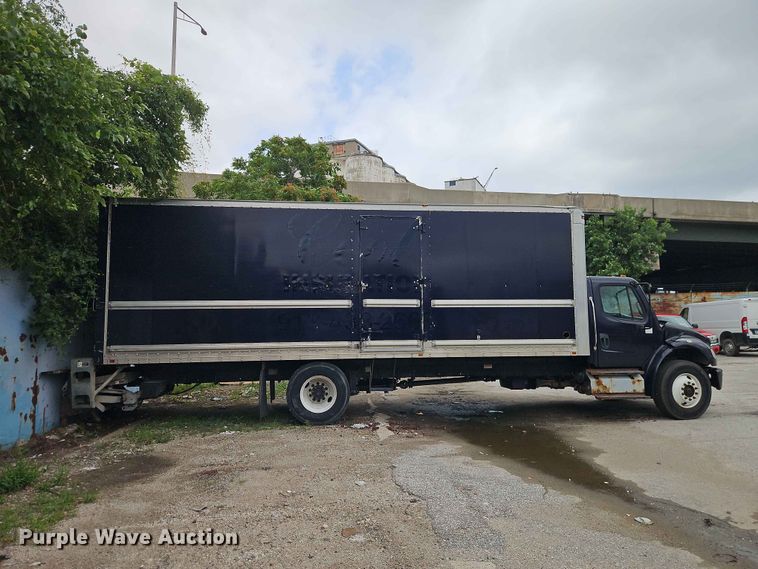 image for item EO7490 2013 Freightliner Business Class M2 box truck