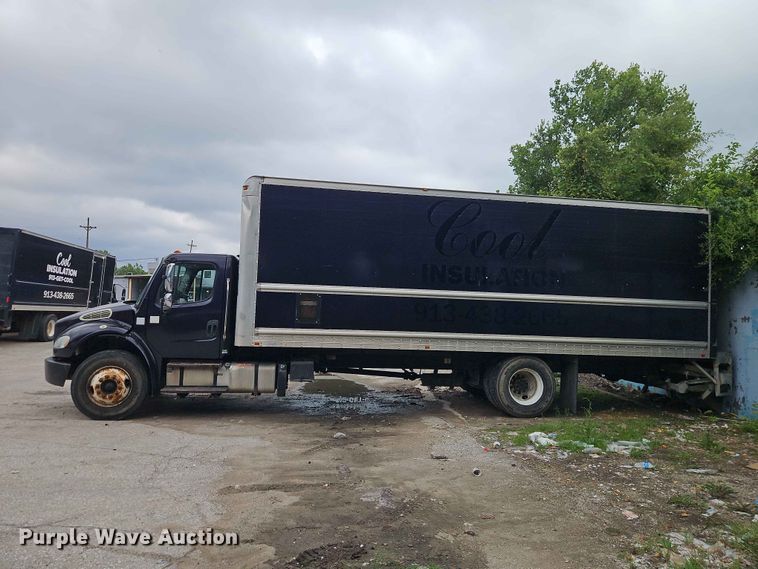 image for item EO7490 2013 Freightliner Business Class M2 box truck