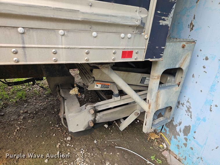image for item EO7490 2013 Freightliner Business Class M2 box truck