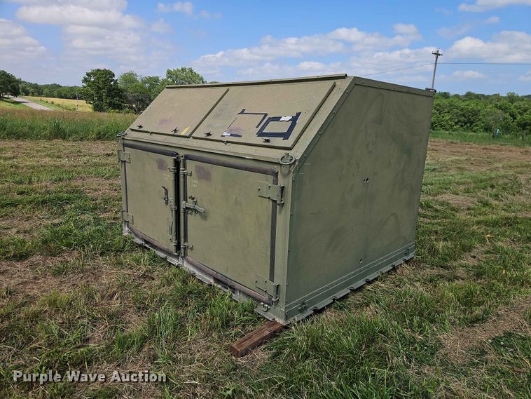 Shipping container