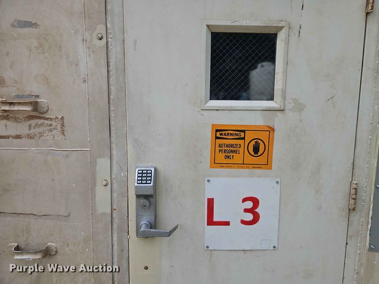 image for item EO7492 Mobile office container