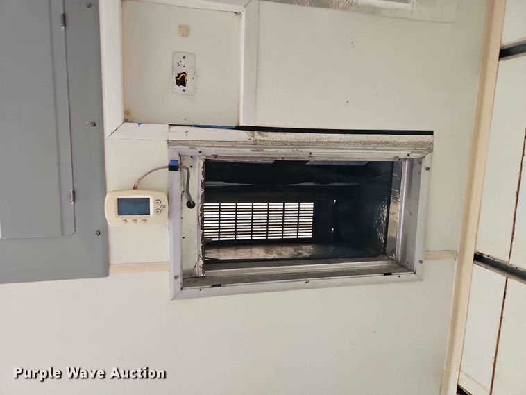 image for item EO7492 Mobile office container