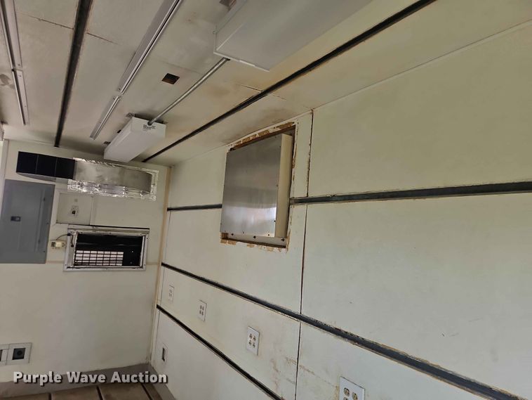 image for item EO7492 Mobile office container