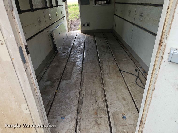 image for item EO7492 Mobile office container