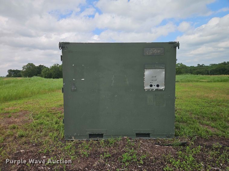 image for item EO7493 Mobile office container