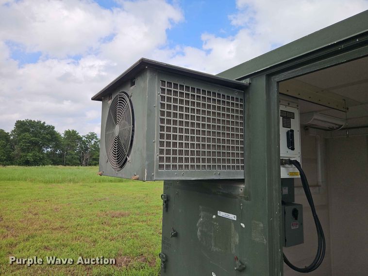 image for item EO7493 Mobile office container