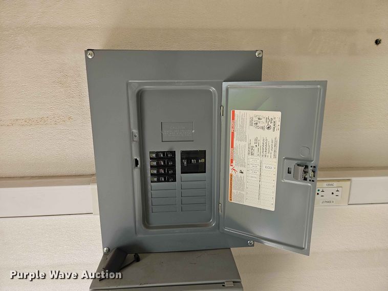 image for item EO7493 Mobile office container
