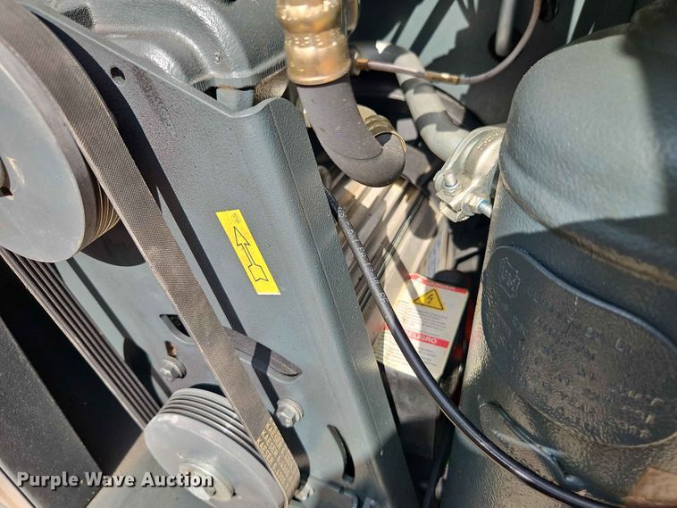 image for item EO7494 2011 Kaeser Aircenter SX 5 air compressor