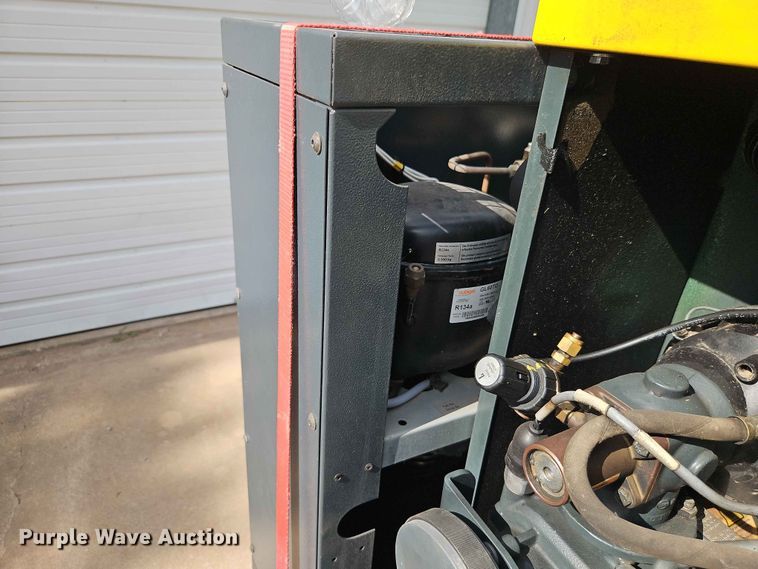 image for item EO7494 2011 Kaeser Aircenter SX 5 air compressor