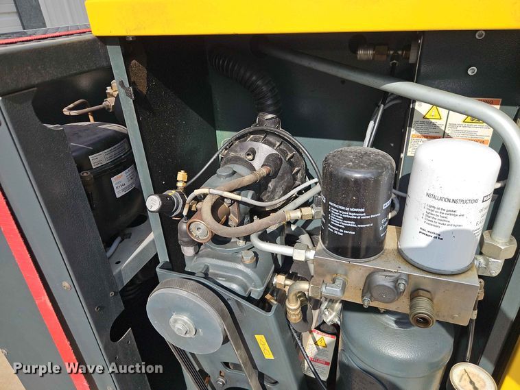 image for item EO7494 2011 Kaeser Aircenter SX 5 air compressor