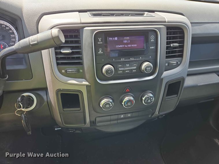 image for item ER1666 2015 RAM 1500 Ext. Cab pickup truck