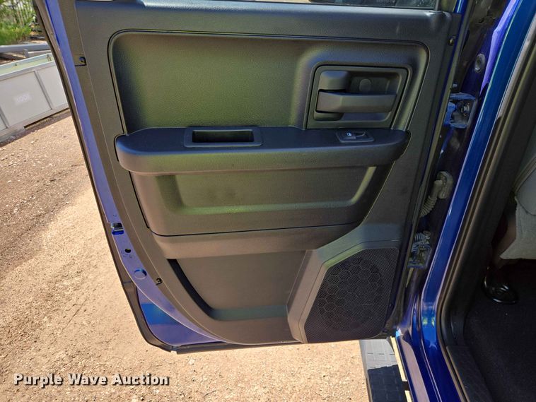 image for item ER1666 2015 RAM 1500 Ext. Cab pickup truck