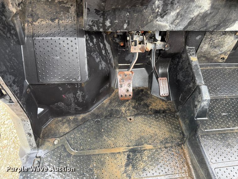 image for item ER3011 2020 Honda Pioneer 1000 utility vehicle