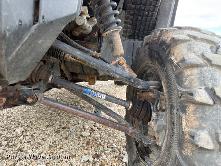 image for item ER3011 2020 Honda Pioneer 1000 utility vehicle