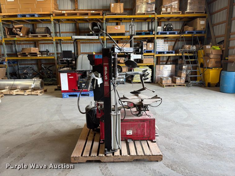 image for item ER3029 Hunter Engineering Company TCX575 tire machine