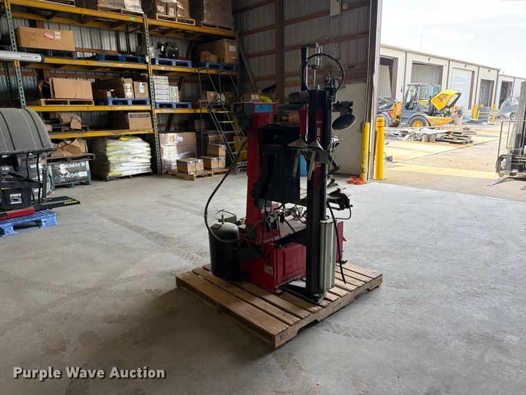 image for item ER3029 Hunter Engineering Company TCX575 tire machine