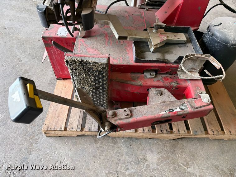image for item ER3029 Hunter Engineering Company TCX575 tire machine