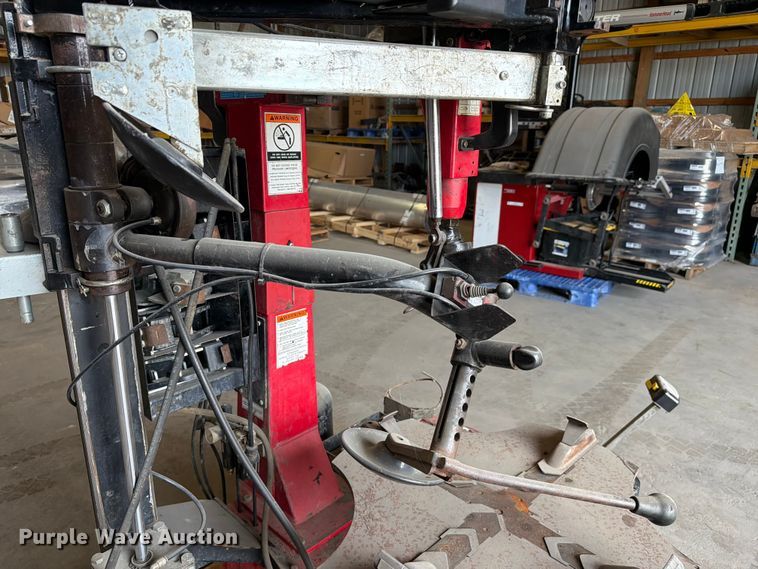 image for item ER3029 Hunter Engineering Company TCX575 tire machine