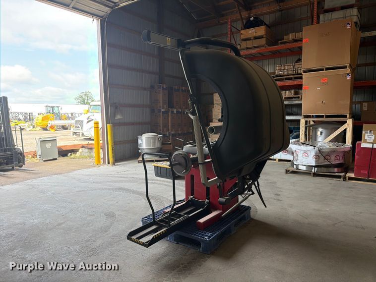 image for item ER3030 Hunter Engineering Company GSP9600HD tire balancer