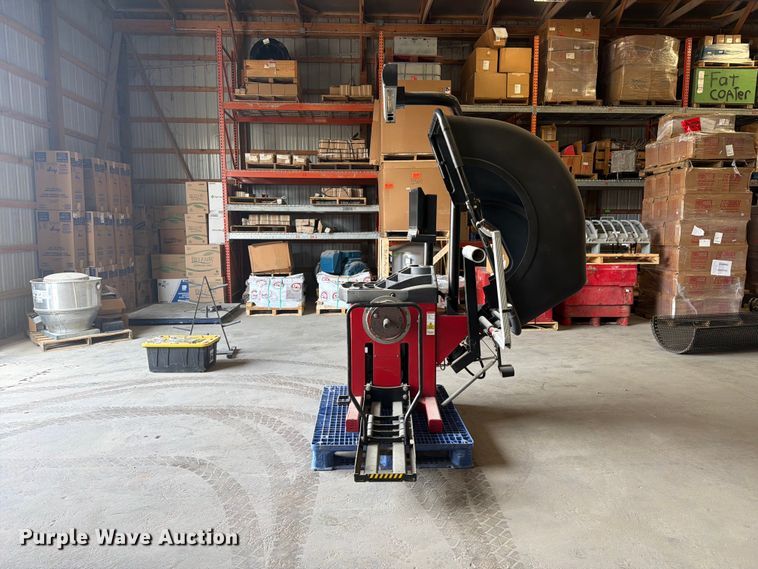 image for item ER3030 Hunter Engineering Company GSP9600HD tire balancer