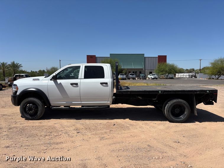 image for item ER7546 2022 RAM 4500 Crew Cab flatbed truck