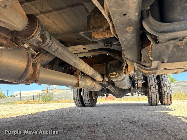 image for item ER7546 2022 RAM 4500 Crew Cab flatbed truck