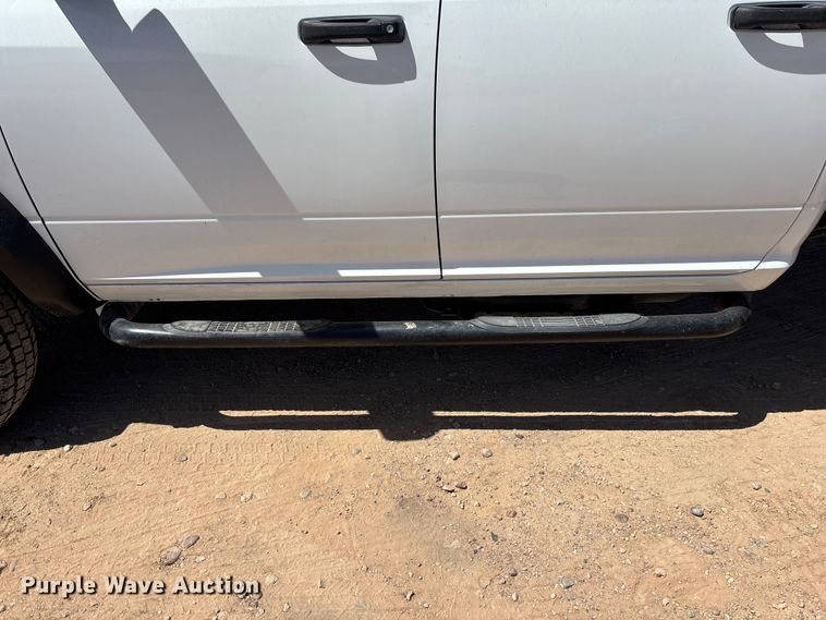 image for item ER7546 2022 RAM 4500 Crew Cab flatbed truck