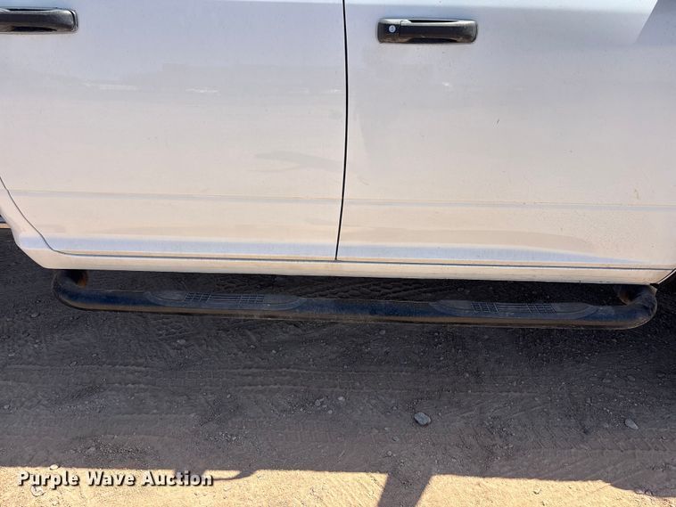 image for item ER7546 2022 RAM 4500 Crew Cab flatbed truck