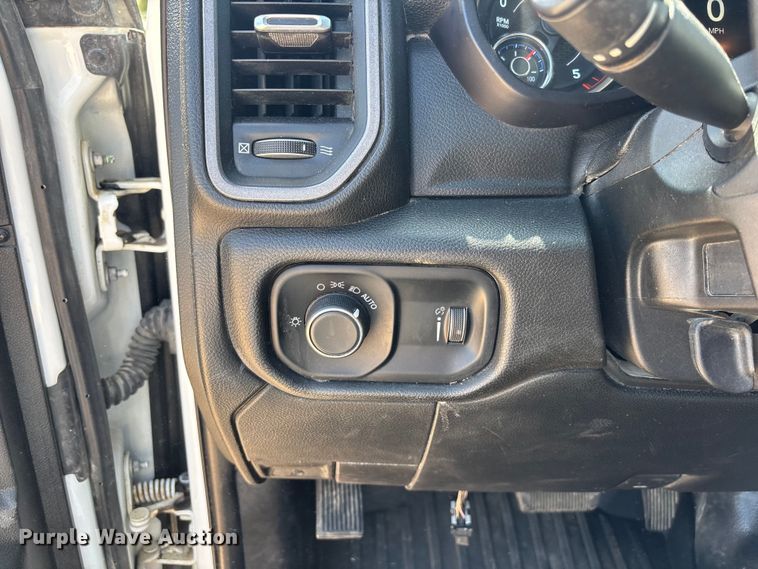 image for item ER7546 2022 RAM 4500 Crew Cab flatbed truck