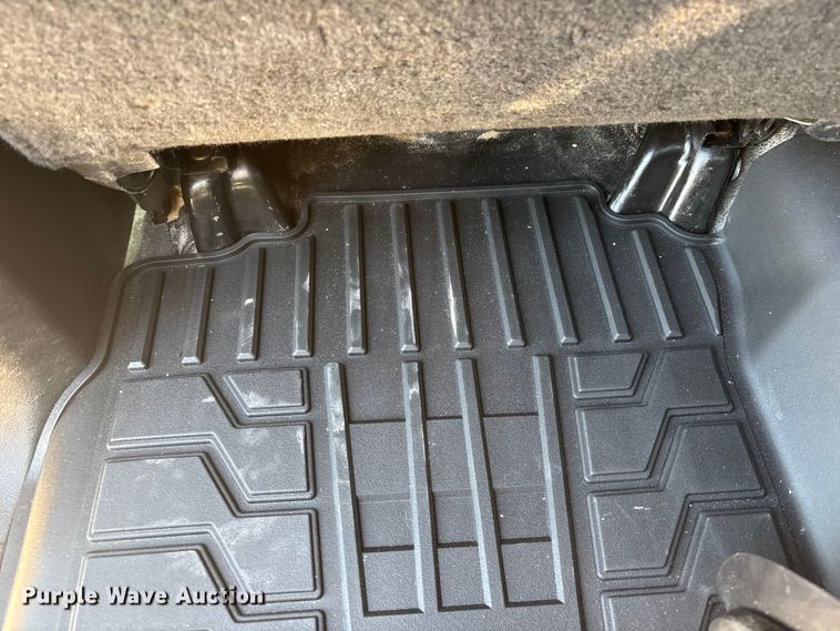 image for item ER7546 2022 RAM 4500 Crew Cab flatbed truck