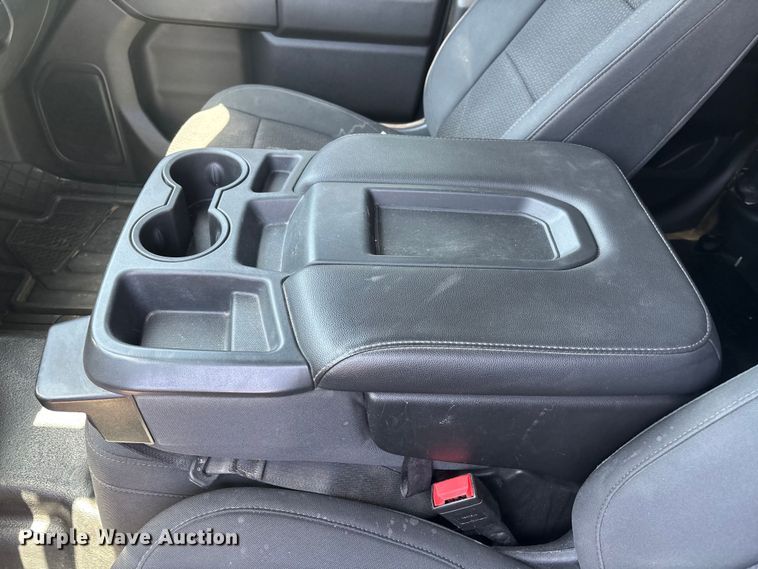 image for item ER7639 2020 GMC Sierra 2500HD Crew Cab pickup truck