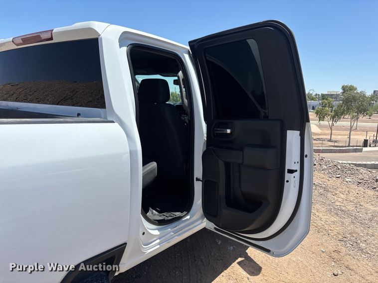 image for item ER7639 2020 GMC Sierra 2500HD Crew Cab pickup truck