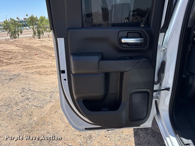 image for item ER7639 2020 GMC Sierra 2500HD Crew Cab pickup truck