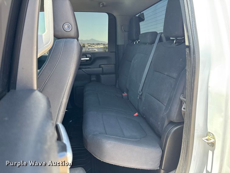 image for item ER7639 2020 GMC Sierra 2500HD Crew Cab pickup truck