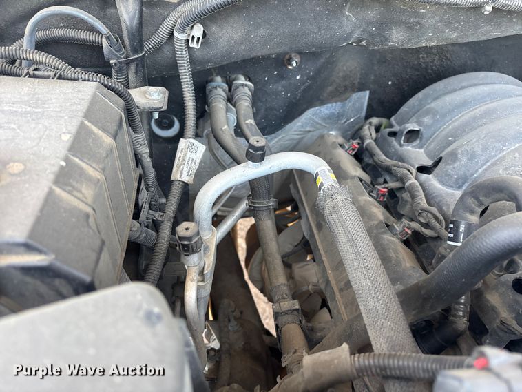 image for item ER7639 2020 GMC Sierra 2500HD Crew Cab pickup truck