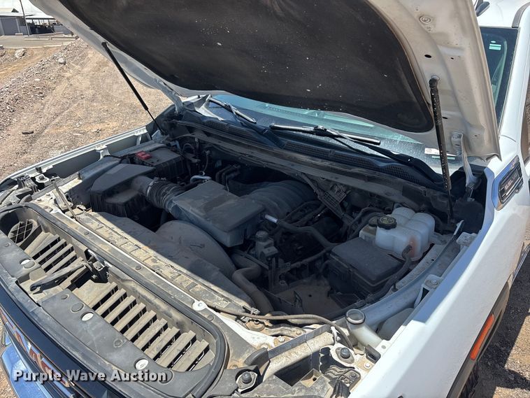image for item ER7639 2020 GMC Sierra 2500HD Crew Cab pickup truck