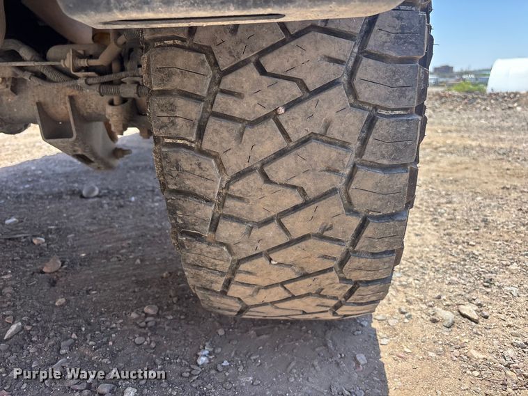 image for item ER7639 2020 GMC Sierra 2500HD Crew Cab pickup truck