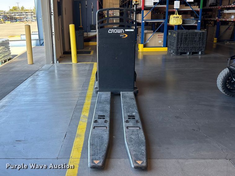 image for item ER7642 2020 Crown PC4500-80 pallet jack
