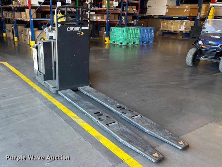 image for item ER7642 2020 Crown PC4500-80 pallet jack
