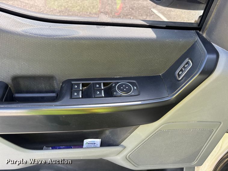 image for item ER7645 2021 Ford F150 Ext. Cab pickup truck