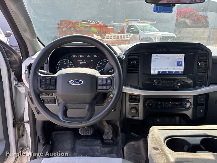 image for item ER7645 2021 Ford F150 Ext. Cab pickup truck