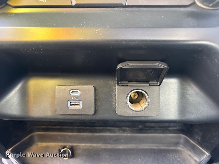 image for item ER7645 2021 Ford F150 Ext. Cab pickup truck