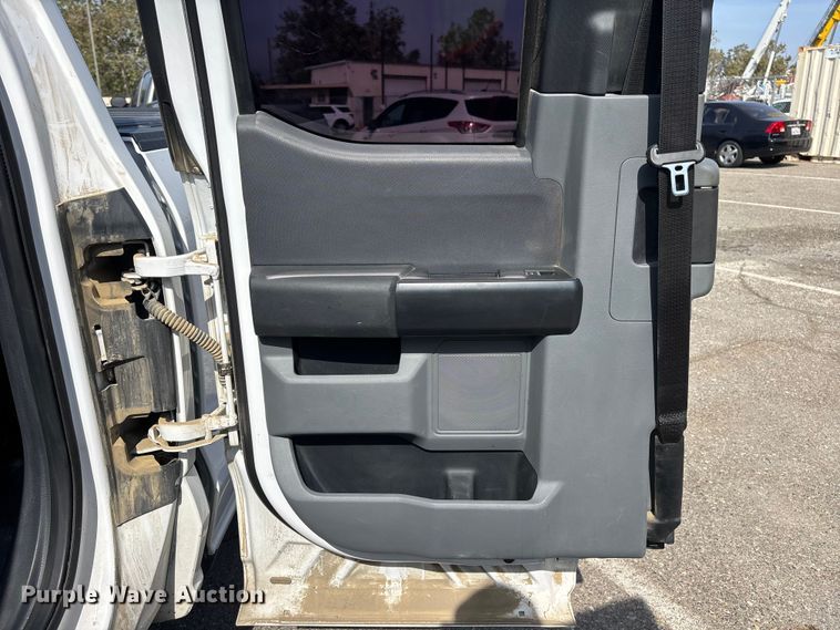 image for item ER7645 2021 Ford F150 Ext. Cab pickup truck