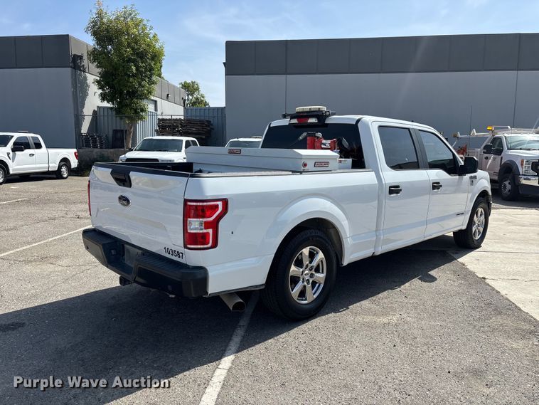 image for item ER7646 2021 Ford F150  Ext. Cab pickup truck
