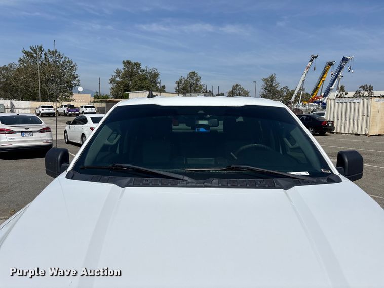 image for item ER7646 2021 Ford F150  Ext. Cab pickup truck