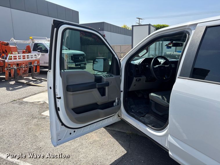 image for item ER7646 2021 Ford F150  Ext. Cab pickup truck