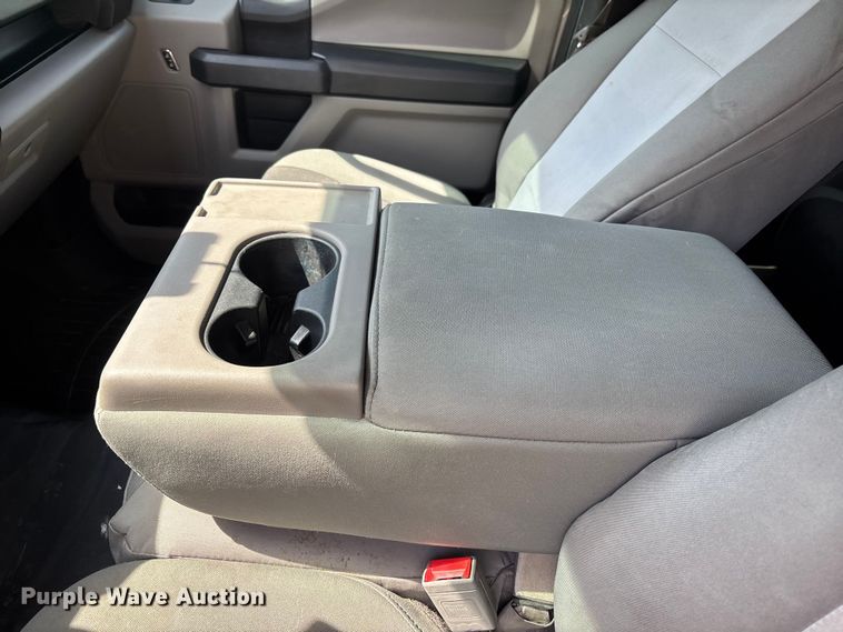 image for item ER7646 2021 Ford F150  Ext. Cab pickup truck