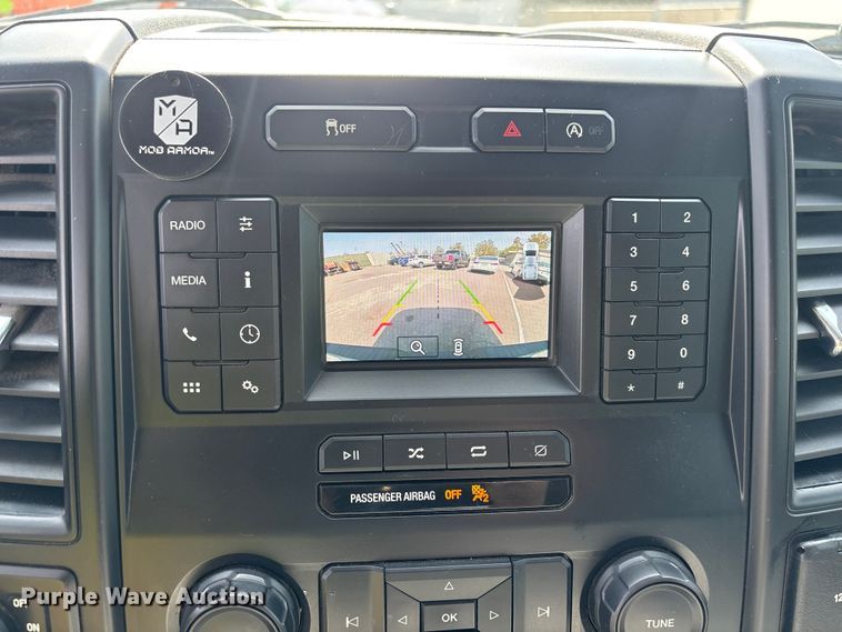 image for item ER7646 2021 Ford F150  Ext. Cab pickup truck